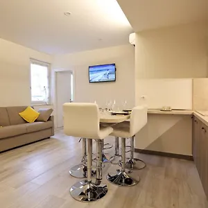  Apartment Giardino Italy