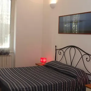 Perdiana House Apartment